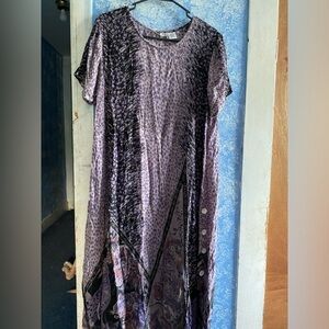 La Cera size large purple short sleeve dress